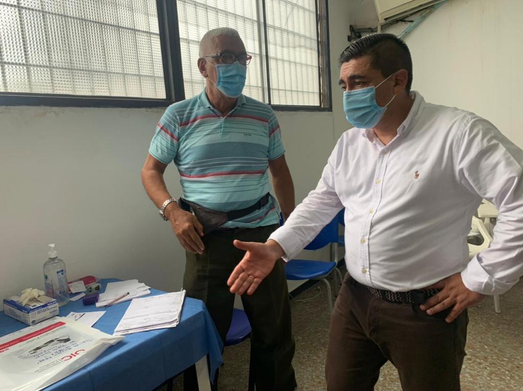 Fotografía: verificación alimentación Leticia