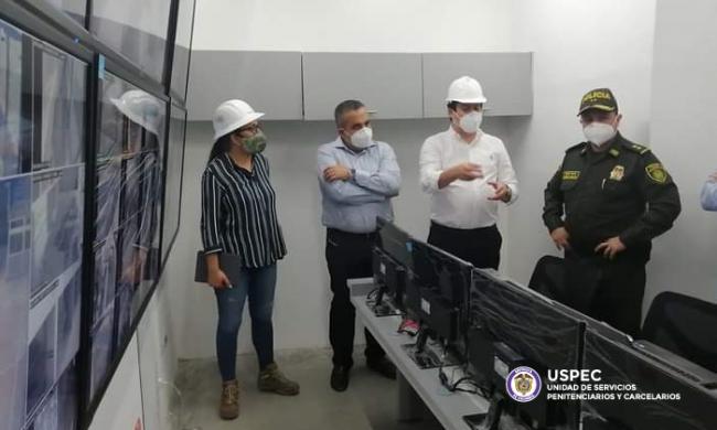 Visita técnica y verificación de obras de infraestructura por un costo de $90 mil millones en el departamento de Santander