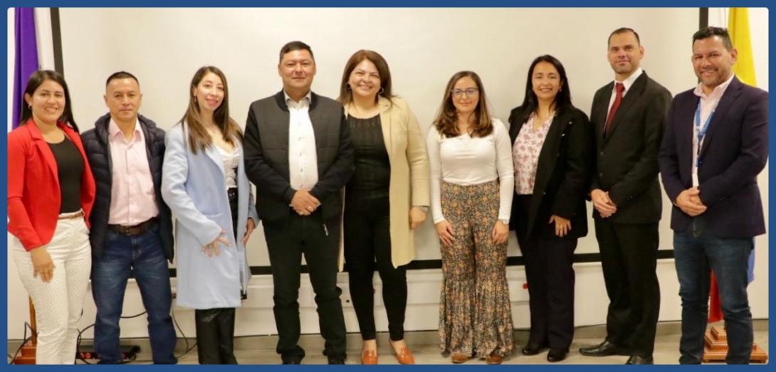 Fotografía: director general uspec y nuevos funcionarios posesionados